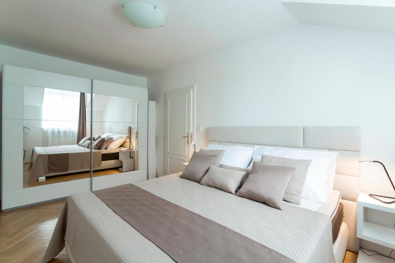 Prague Days - Modern Apartment - New Town Esterno foto